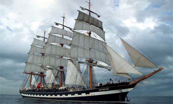 «Крузенштерн». Фото: windgammers.narod.ru